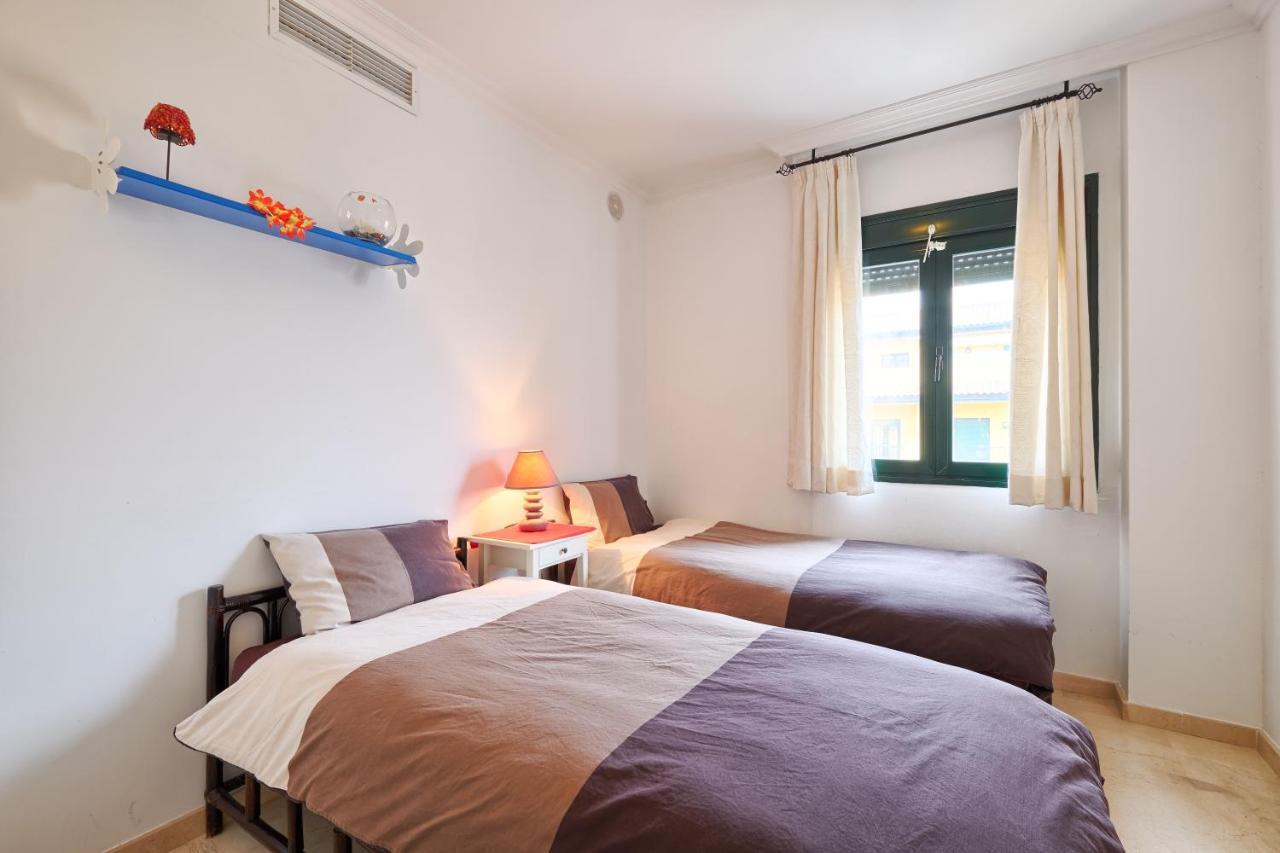 Beach And Town Centre At Your Doorstep Marbella Buitenkant foto