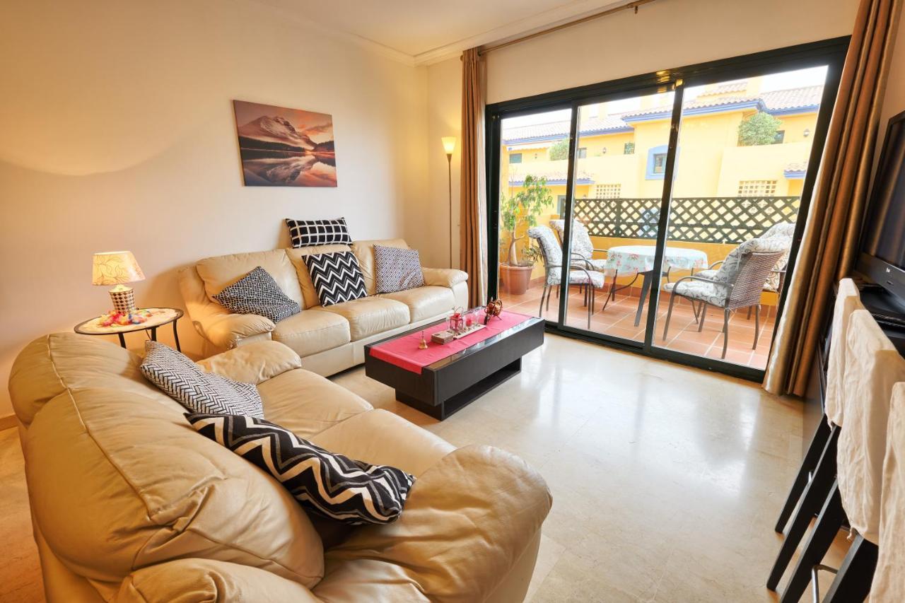 Beach And Town Centre At Your Doorstep Marbella Buitenkant foto